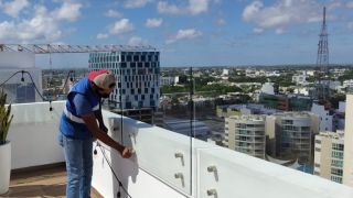 puertas correderas de cristal en cancun ALUMINIOS Y CRISTALES CANCÚN