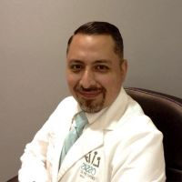 medicos reumatologia cancun REUMATOLOGO DR. MARCO ANTONIO GONZÁLEZ